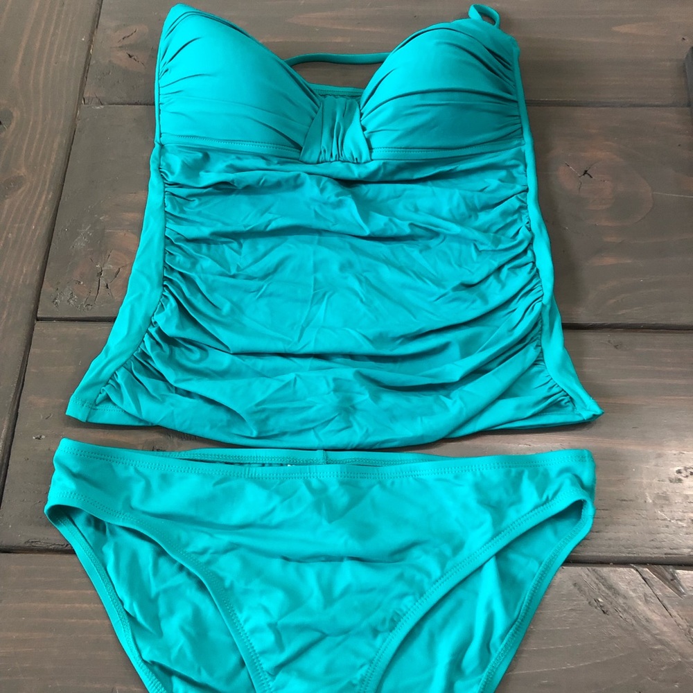 Sexy turquoise tankini